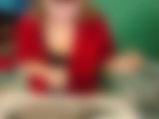 SaveTheBea's Live Sex Cam Show