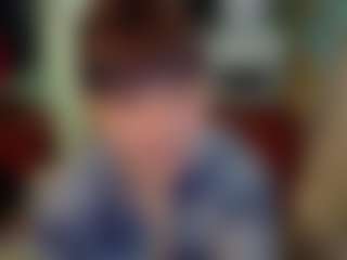 SaveTheBea's Live Sex Cam Show