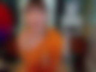 SaveTheBea's Live Sex Cam Show