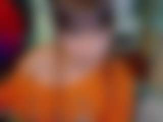SaveTheBea's Live Sex Cam Show