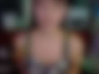SaveTheBea's Live Sex Cam Show