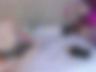 Live cam show with studValerin-Abbi - Lesbian on madthumbs