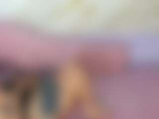 Live cam show with studValerin-Abbi - Cum on infinitiblacc.com