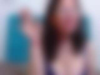 alessiawood's Live Sex Cam Show