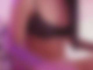 andrea-jones11's Live Sex Cam Show