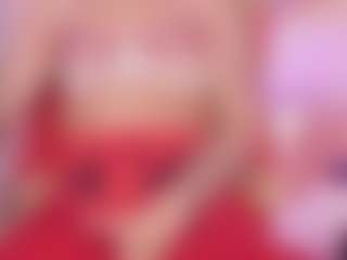 Live cam show with andrea-jones11 - Oil on Camsoda