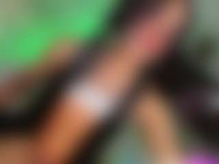 Live cam show with ScarlettOsama - HD on Cam Slut