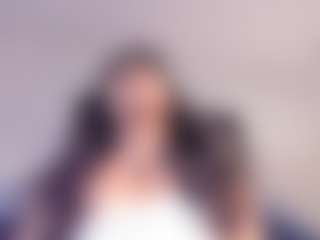 Live cam show with Yiovanna19 - Tongue on Camsoda