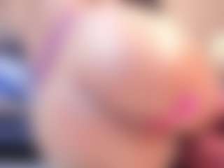 Live cam show with Yiovanna19 - Kawaii on liverealitysex.com