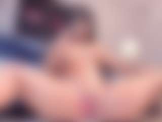 Live cam show with Yiovanna19 - Long Legs on Adult Interactions