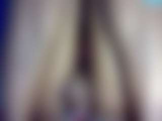 Live cam show with BUSTY-BEE - Ebony on hrnylive.com | kenya