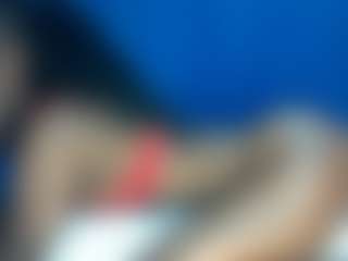 Live cam show with BUSTY-BEE - Ebony on Gym Cam Girls | kenya