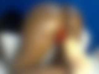 Live cam show with BUSTY-BEE - Oil on Dolls Live