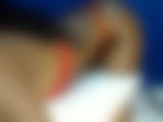 Live cam show with BUSTY-BEE - Ebony on Hubzter Live | kenya