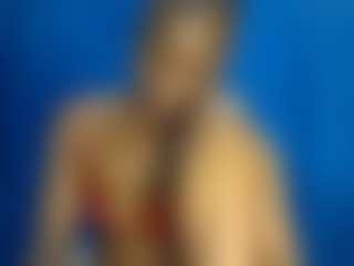 Live cam show with BUSTY-BEE - Black Small Tits on AdultVida.com