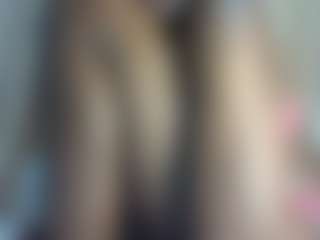 Live cam show with BUSTY-BEE - Ebony Anal on Hubzter Live