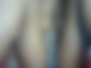 Live cam show with BUSTY-BEE - Ebony on dropp.cam | kenya