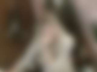Live cam show with Emilie - Lean on Camsoda