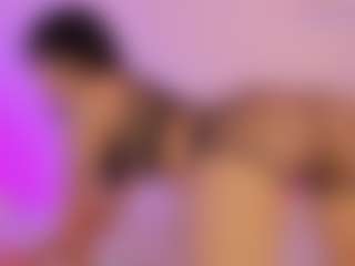 Iliana's Live Sex Cam Show