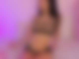 Iliana's Live Sex Cam Show