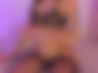 Iliana's Live Sex Cam Show
