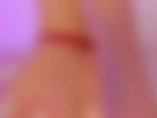 Iliana's Live Sex Cam Show
