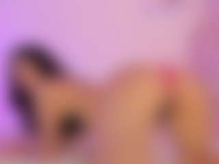 Iliana's Live Sex Cam Show