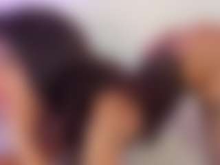 Iliana's Live Sex Cam Show