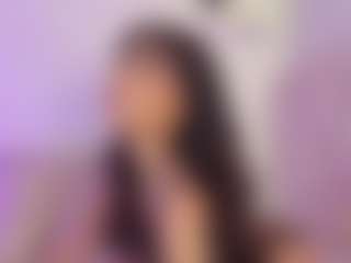 Live cam show with Iliana - Girly on Gym Cam Girls