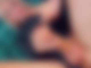 KataleyaBigCock's Live Sex Cam Show