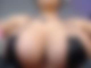 neytirimoon's Live Sex Cam Show