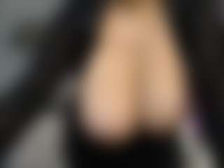 neytirimoon's Live Sex Cam Show