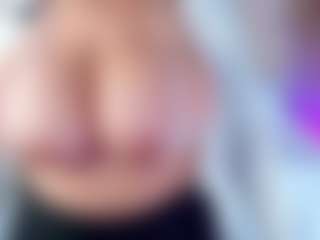 neytirimoon's Live Sex Cam Show