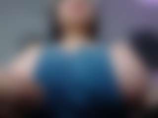 neytirimoon MILF webcam performer live streaming