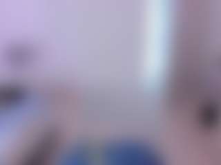 Live cam show with Koriinn - Average on xxxlivecams.org