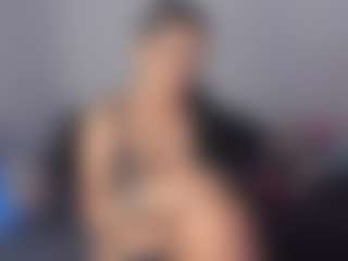Live cam show with Koriinn - Thong on Camsoda