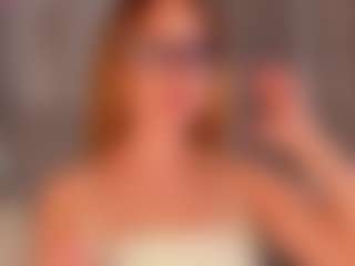 Live cam show with Tracy - Tattoos on Big Tits