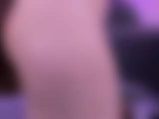 Live cam show with Alyssa-Kross - Lush on studioflirtlive.com