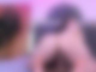Live cam show with Alyssa-Kross - Latina Petite on Camsoda | colombia