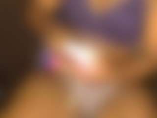 curvybunny2's Live Sex Cam Show