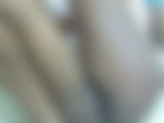 Live cam show with Cuteavrl - Ebony on Milfs Live | united states