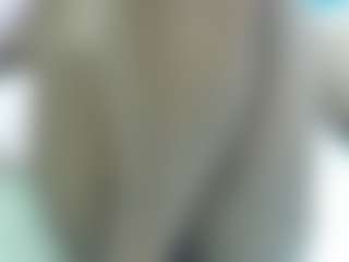 Live cam show with Cuteavrl - Ebony on googirlz | united states