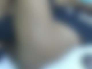 Live cam show with Cuteavrl - Athletic Ebony on Soda Cam | united states