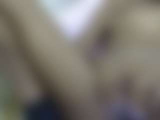 Live cam show with Cuteavrl - Ebony Teen (18+) on sexytreat.net