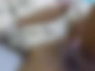 Live cam show with Cuteavrl - Athletic Ebony on sexylivex.com