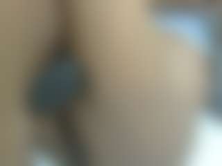 Cuteavrl's Live Sex Cam Show