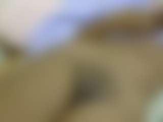 Live cam show with Cuteavrl - Ebony Teen (18+) on madthumbs