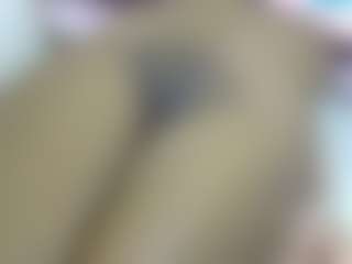 Live cam show with Cuteavrl - Athletic Ebony on alttransgirls