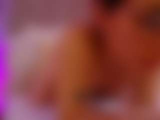 Show di cam dal vivo con Katy Van - Dp su Camsoda
