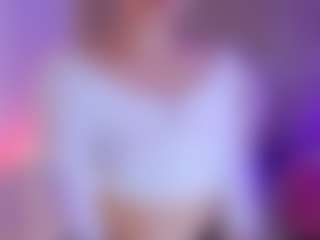 Live cam show with Katy Van - Squirt on StripNow